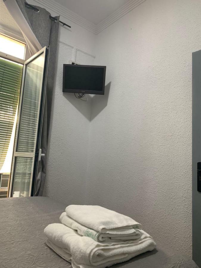 Hostal Alcobia Sewilla Zewnętrze zdjęcie